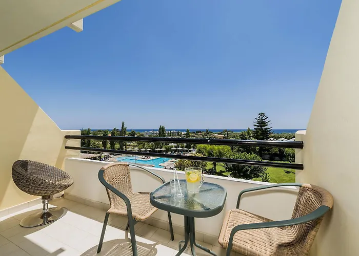 Afandou Beach Otel 3*