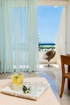 Afandou Beach מלון 3*